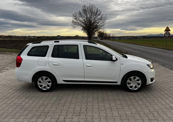 Dacia Logan cena 17900 przebieg: 130000, rok produkcji 2014 z Biały Bór małe 407